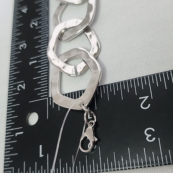 Silver Rhodium Plated Hammered Style Link Bracelet New - Picture 6 of 6